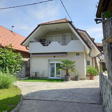 Stara Jezica Apartments With Wifi Laibach Exterior foto
