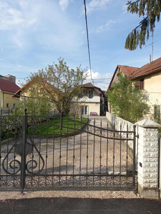 Stara Jezica Apartments With Wifi Laibach Exterior foto