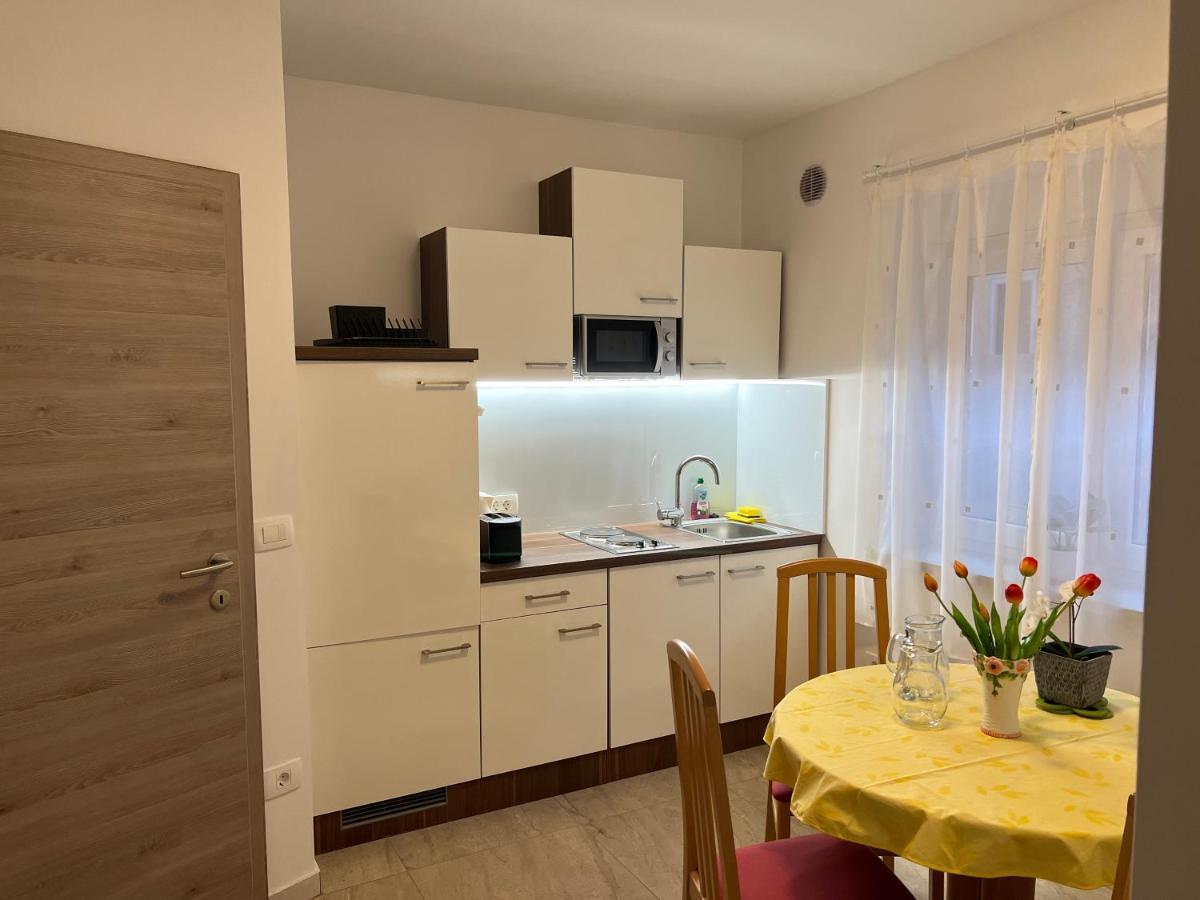 Stara Jezica Apartments With Wifi Laibach Exterior foto